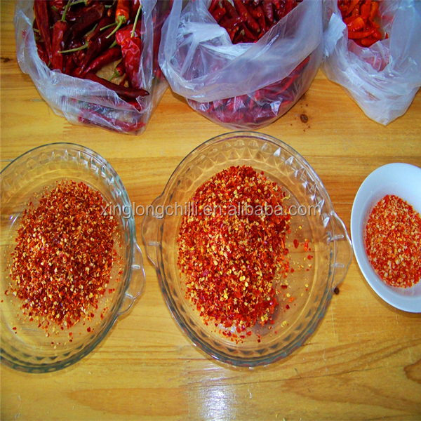Low price dry hot red chili pepper crushed flakes