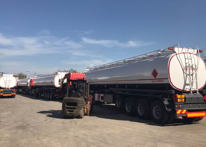 ADR standard fuel tanker trailer