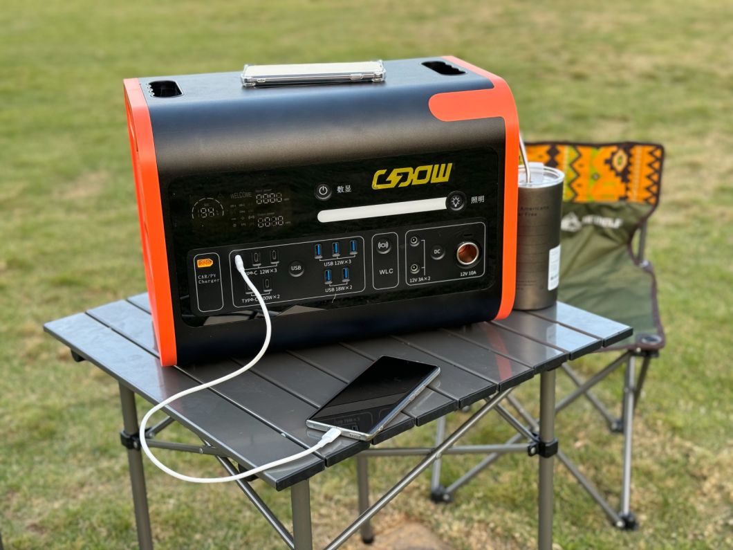 High Quality Portable Power Supply 2000W UPS Mobile Power Station Solar Panel