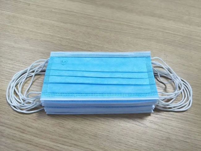 Protective Nonwoven Clinical Surgical Disposable Face Mask With Earloop