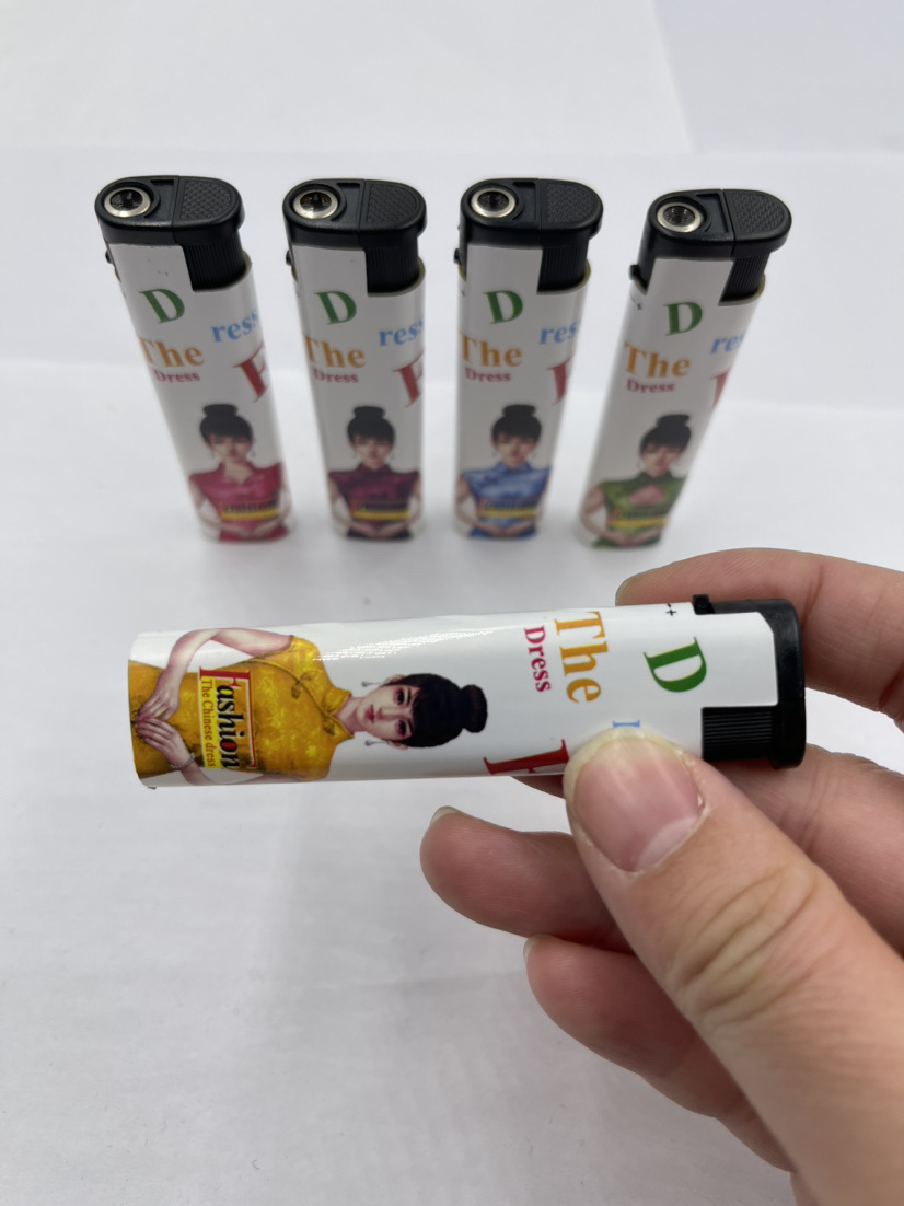 Donyi Dy-F028 Wholesale Refillable Plastic Smoking Butane Label Lighter with Cheapest Price High Quality