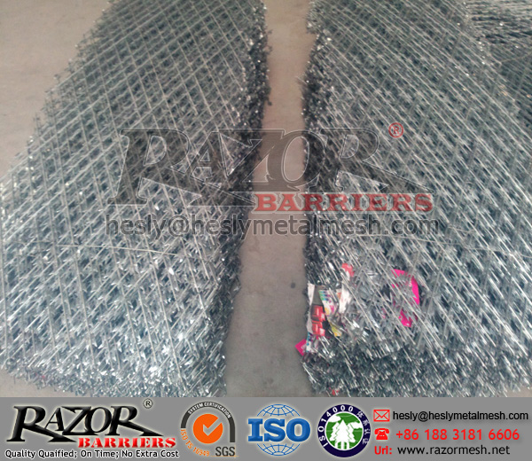 150X300mm Stainless Steel Diamond Razor Mesh Fence