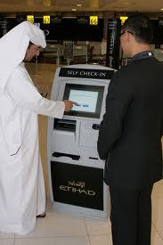 China nteractive Kiosk Self-service Information Kiosk/touch screen check in on sale 