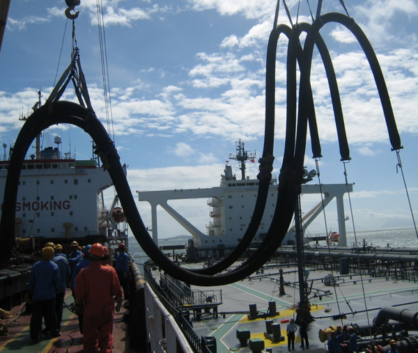 ship to ship oil hose