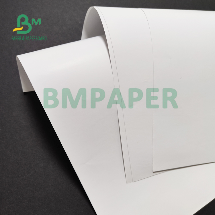  80# 100# Coated Silk Text Paper For Book Inserts 684 x 990mm High Strength