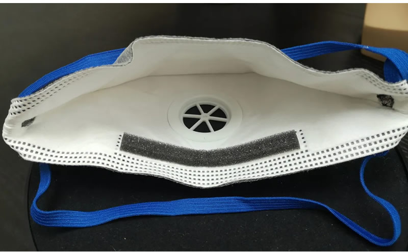 Horizontal Folding Nonwoven Foldable Active Carbon Respirator Dust Mask with Exhalation Valve