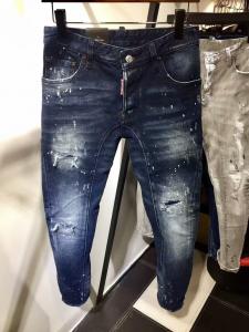 1664 model Dsquared2 jeans fashion 