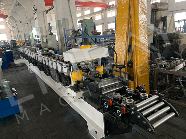 Slotted Channel Chain Drive Galvanized Steel Strut Channel Roll Forming Machine