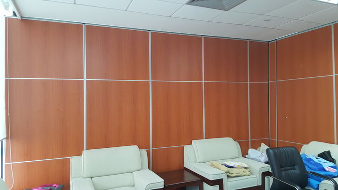 Melamine / Fabric Surface Acoustic Commercial Folding Partition Walls For Office