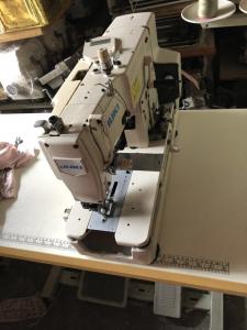 China Used 781 Juki Button Hole Sewing Machine Servo Control Power Saving on sale 