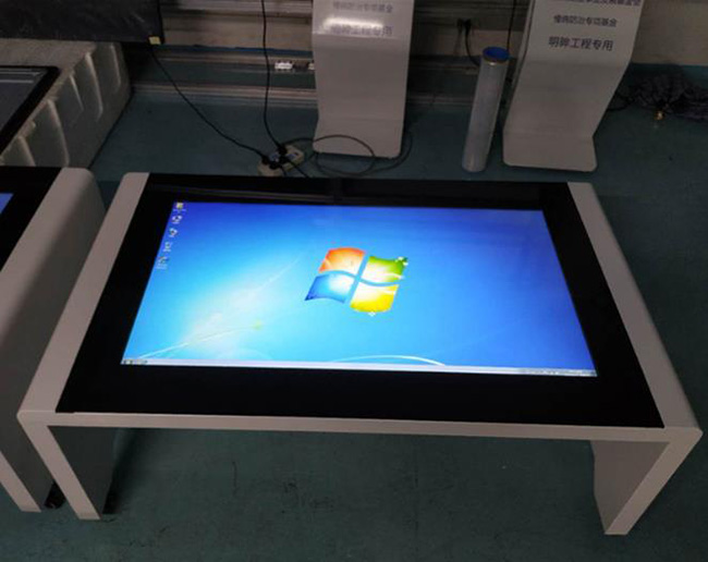 43 Inch Smart Kids Game Touch Screen Table / Kids Education LCD Multi-Touch Windows Drafting Table