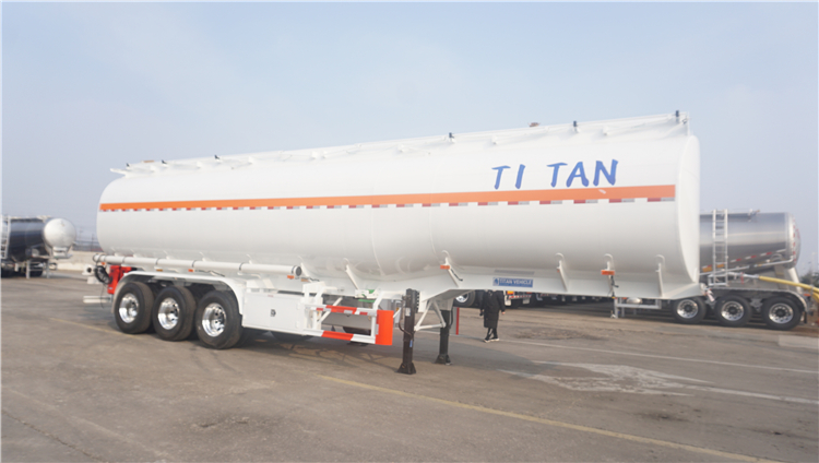 Steel 45000 Liter Monoblock Petroleum Petrol Fuel Tanker Trailer