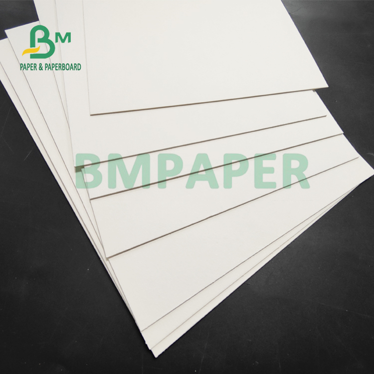1.8MM 2MM Absorbent Paper For Car Air Fresheners 450 x 530mm Smooth Surface