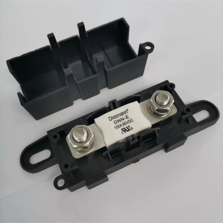  Low Voltage Fuses UL Certified Flat plug Fuse DC32V Fuse with Fuse Holder