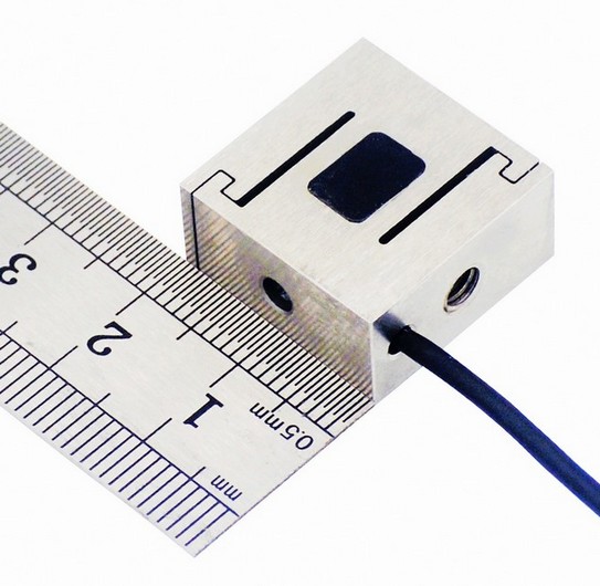 miniature force transducer with M4 mounting hole