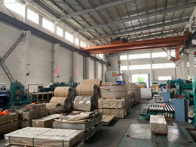 China Manufacturer Wholesale Aluminum Round Tube/Pipe Prices 6000 Series Aluminium Tubes Pipes