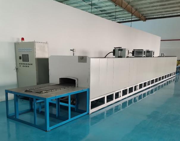 Non-standard industrial continuous gas mesh belt kiln for sintering of ceramic 1