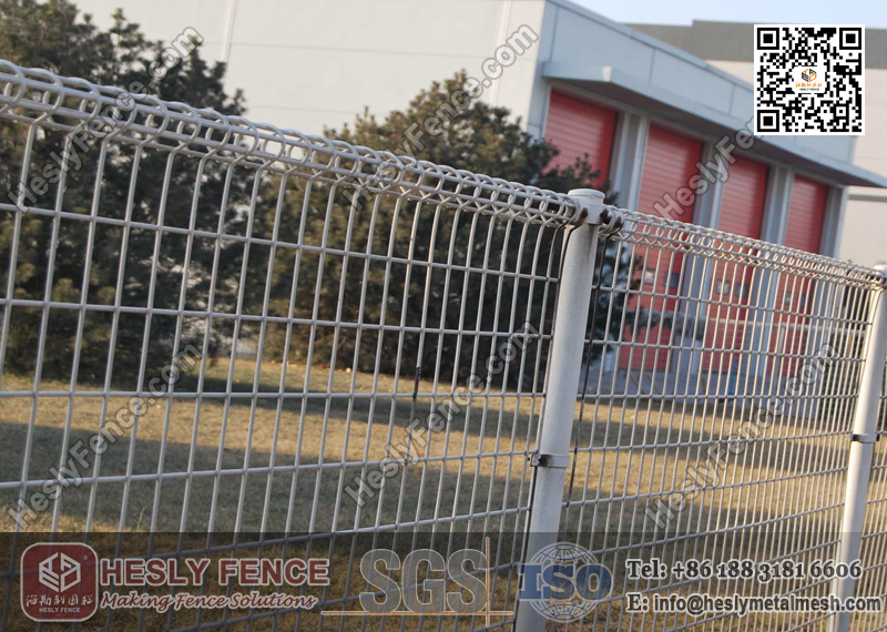 HESLY Roll Top Welded Mesh Fence