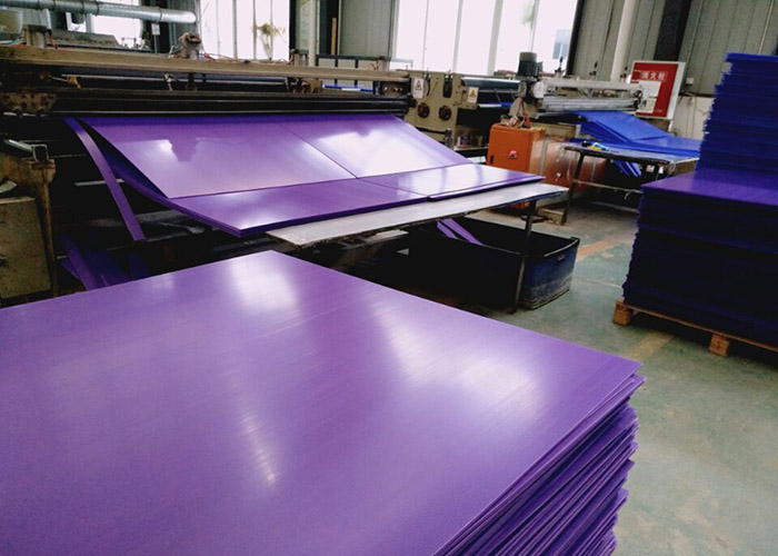 High Density Rigid Durable Fluted Plastic Sheet With Customized Size and Color