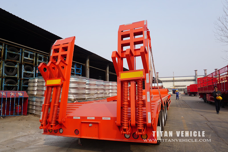 4 axles low bed trailer 100 ton use the famous spare part .such as WABCO breaking system and FUHA tire