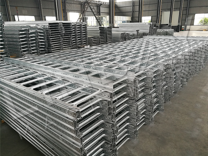 Heavy Duty Automatic Galvanized Steel Perforated Cable Tray And Cover Roll Forming Line