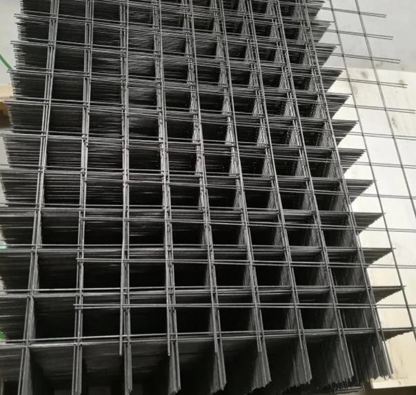 black welded wire mesh panels