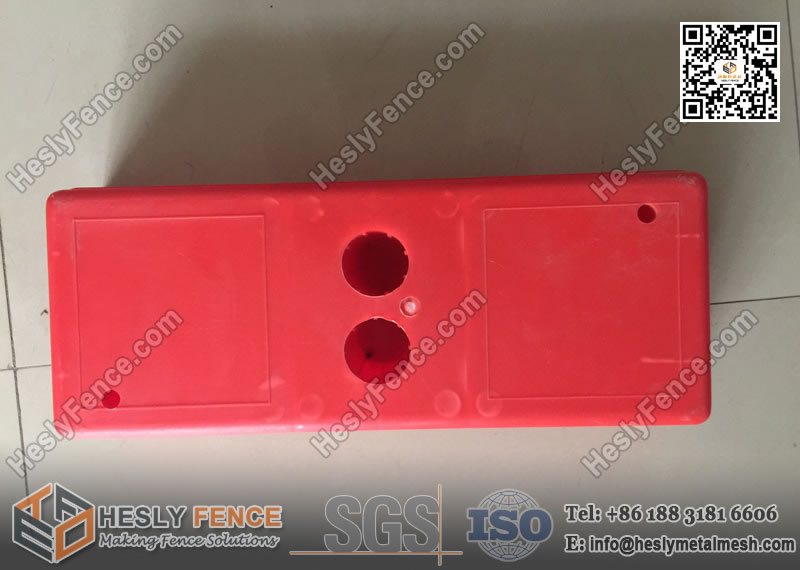 Red injection mould temporary fence feet
