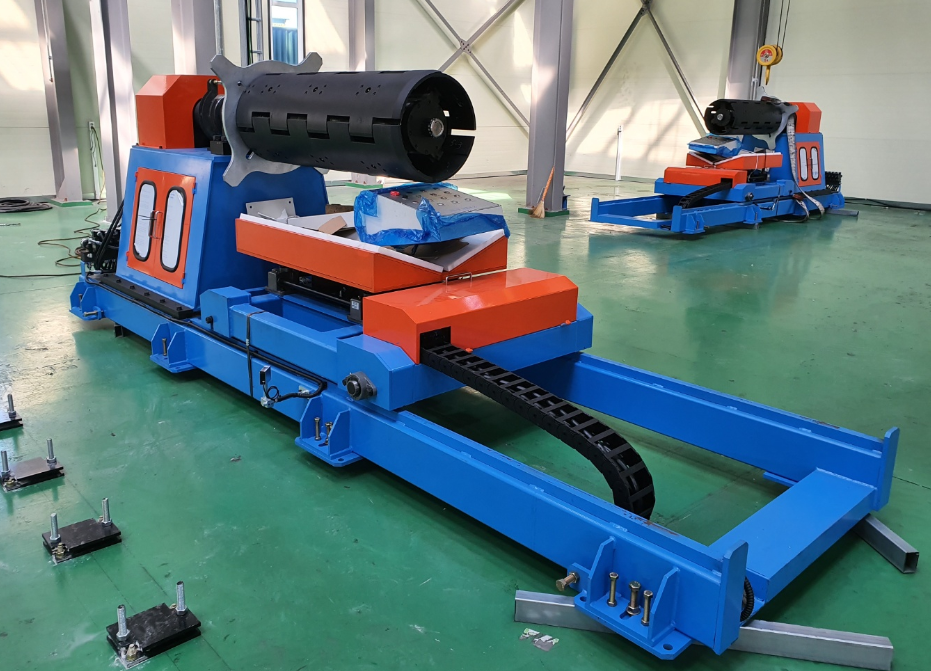 Hydraulic decoiler for metal roofing sheet