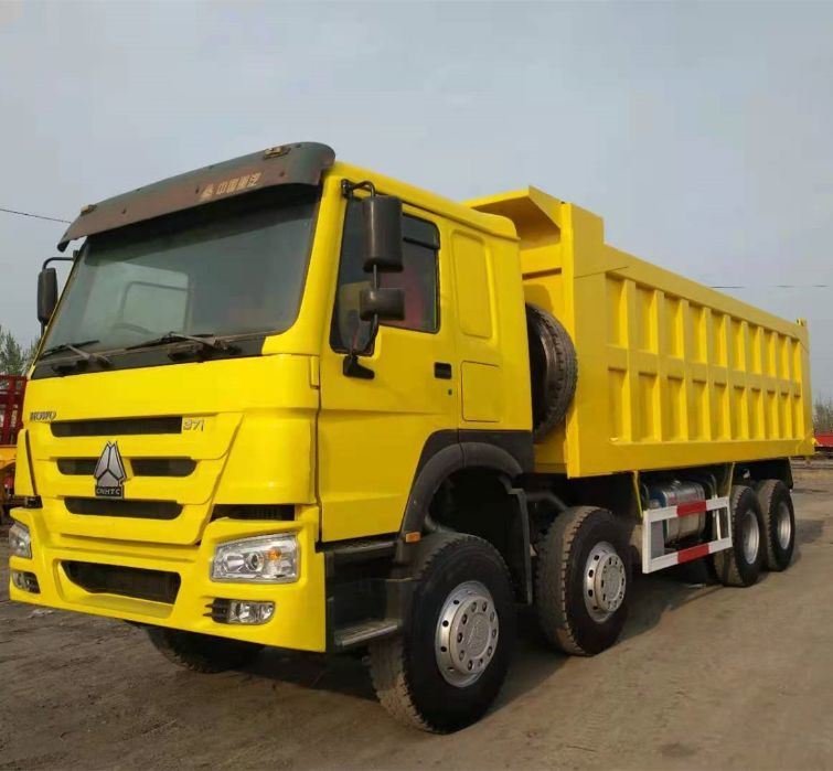 Factory Price Sinotruk HOWO 8X4 371HP Secondhand Yellow Dump Truck for Sale