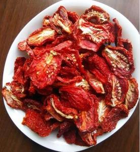 China Half Cutted Size Air Dried Tomatoes Dehydrated Vegetable Powder Red on sale 