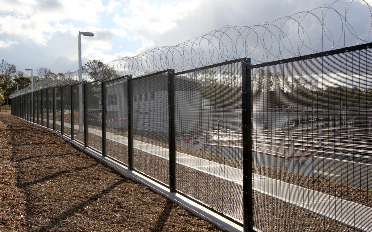 High Security Prison Fencing 358 Security Wire Mesh Fence
