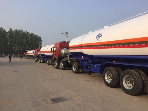 Tanker Trailer deliver from factory to the port