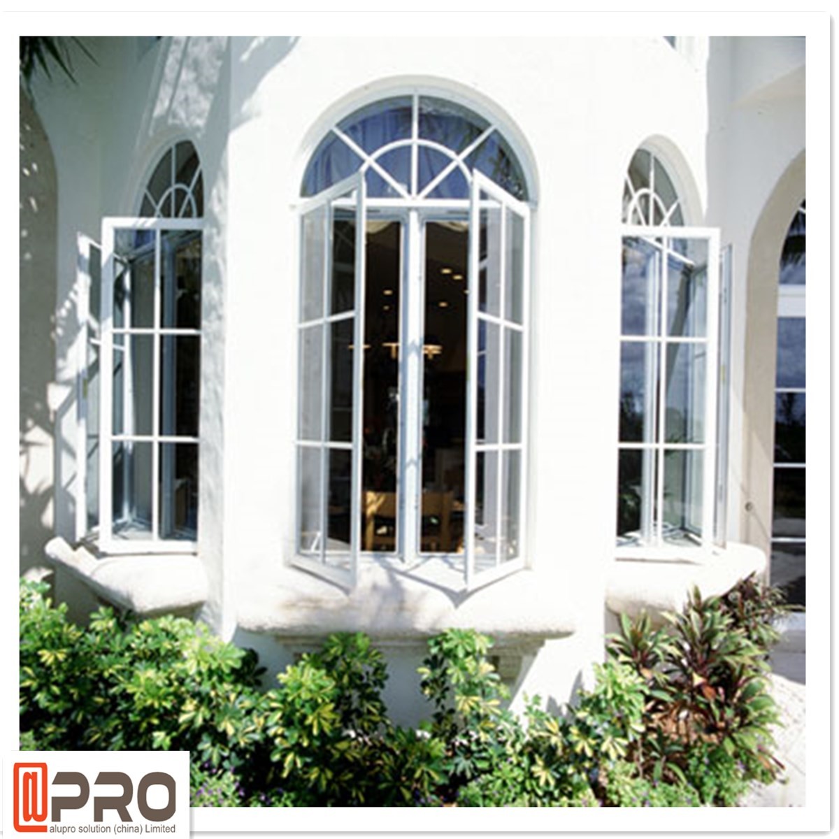 inward opening casement window,casement window with louvers,standard size casement window