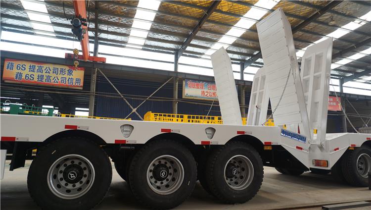 Tri Axle Low Loader trailer | Lowbed Trailer for sale in Nigeria
