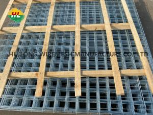 China 180x180cm 15x15cm Galvanized Welded Mesh Fence For Garden Hedera Growing on sale 