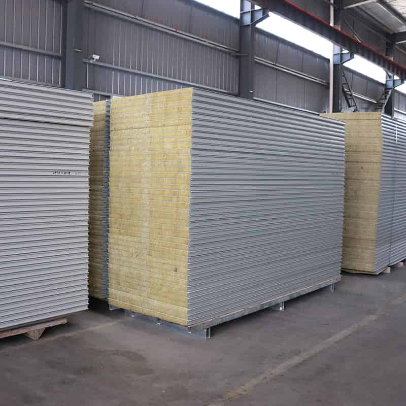 40ft foldable container house Fireproof Rock Wool or PVC Wall Panels