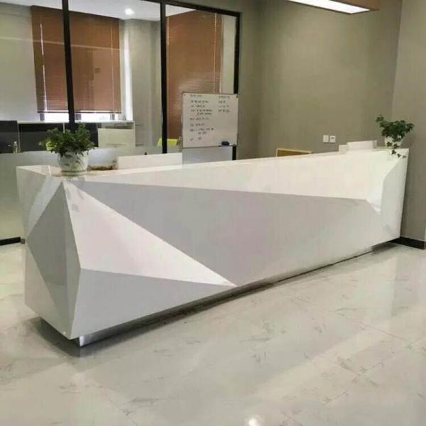 Fashionable Shape Reception Desk Display Case Luxury For High End