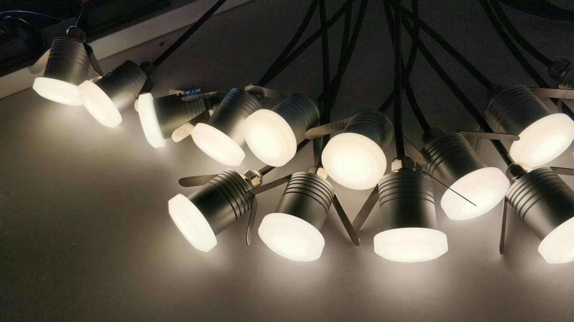 Ip67 1w Mini Led Corner Light 180 Beam Angle Anti Glare