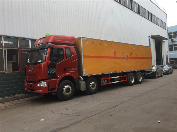 FAW 8x4 heavy duty 31 tons miscellaneous dangerous goods van delivery truck