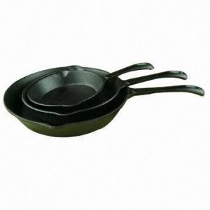 China Three pieces cast iron frying pans  on sale 