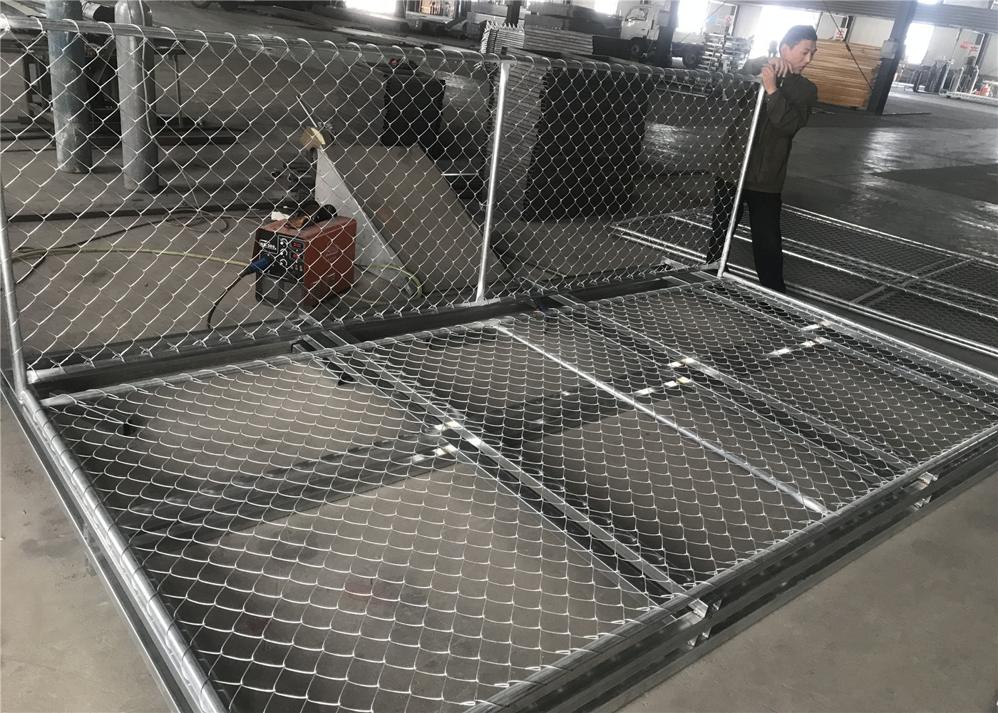 Custom chain link fence panels 
