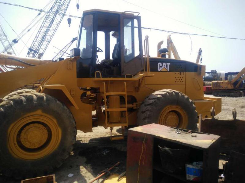 CAT D7H bulldozer for sale original USA low hours with ripper good working condition . whatsapp; 008615021099979