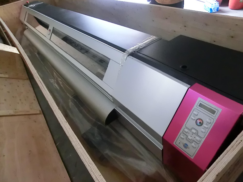 High resolution Galaxy universal plotter UD 2112Lc model industrial advertisement plotter with 2 dx5 printhead
