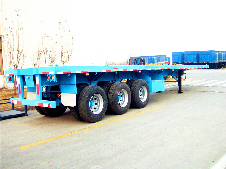 China Famous CLW 40-60 ton Flat Bed Excavator Truck Trailer And Low Flatbed Trailers
