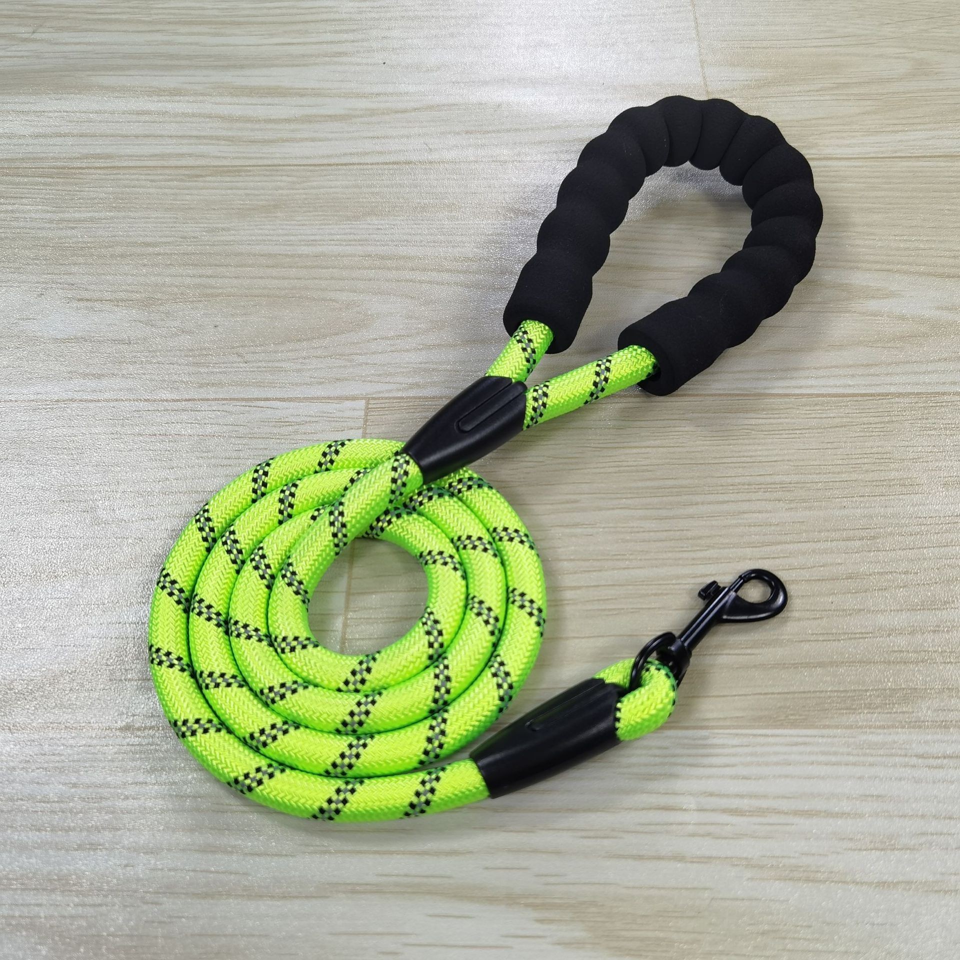 dog leash for large dogs