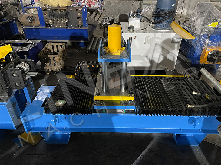 High Speed Galvanized Steel Rolling Shutter Door Roll Forming Machine With Hydraulic Cut