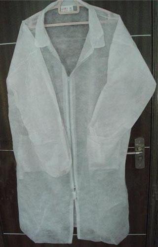 SPP Disposable Protective Gowns , Disposable Laboratory Coats With Knit Cuff