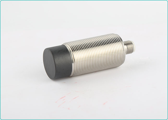  M30 Proximity Sensor 15mm M12 Connector Sensors Used In Industrial Automation 