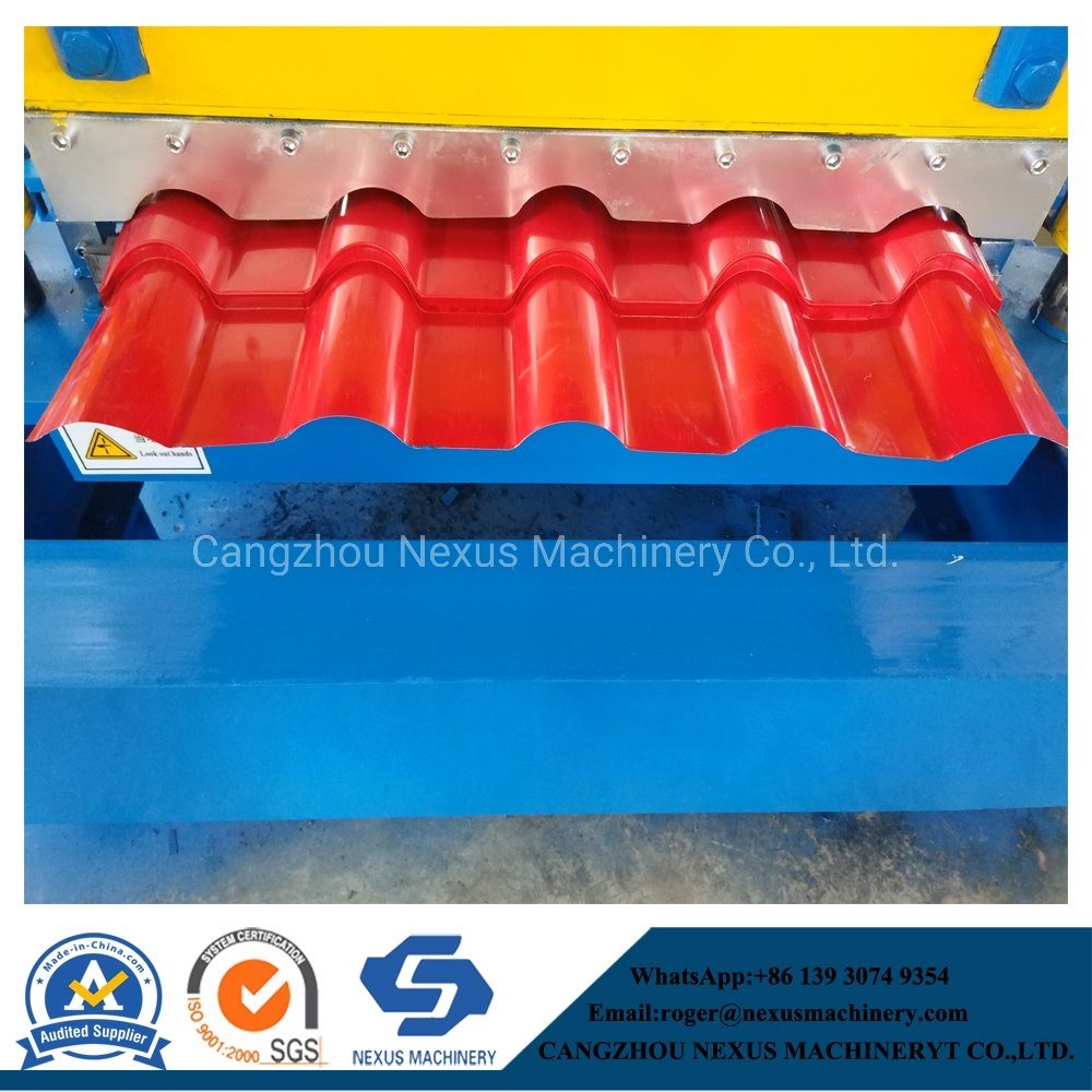 Metal Roof Tile Panel Cold Roll Forming Machine with High Speed