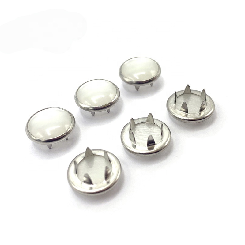 PEARL SNAP BUTTONS
